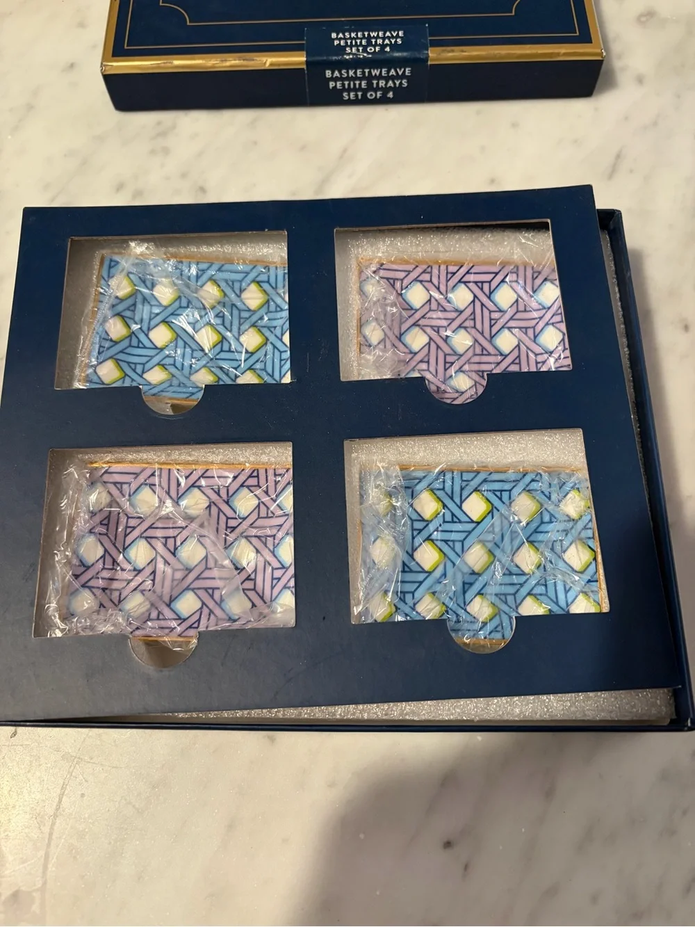 JONATHAN ADLER SET OF 4 BASKETWEAVE PETITE TRAYS  nib